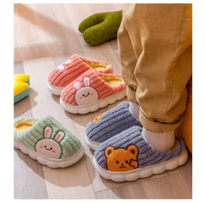 Lindas zapatillas de algodón para niños de invierno