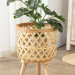 Maceta de bambú hecha a mano con soporte para flores